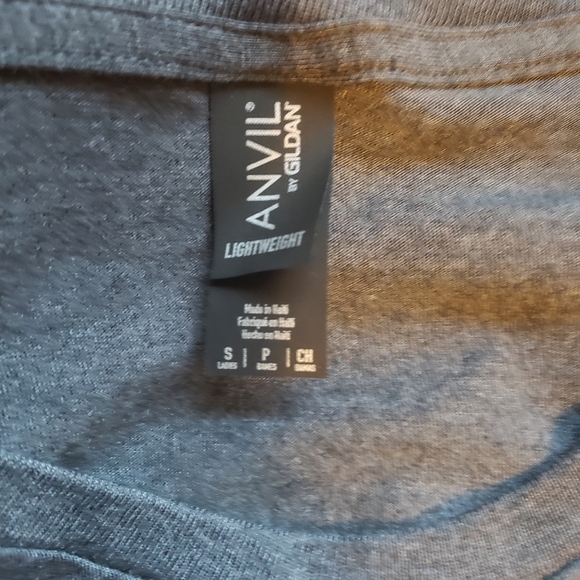 Kindness - less judgement - floral tee, Glidan small, brand new - Picture 3 of 3